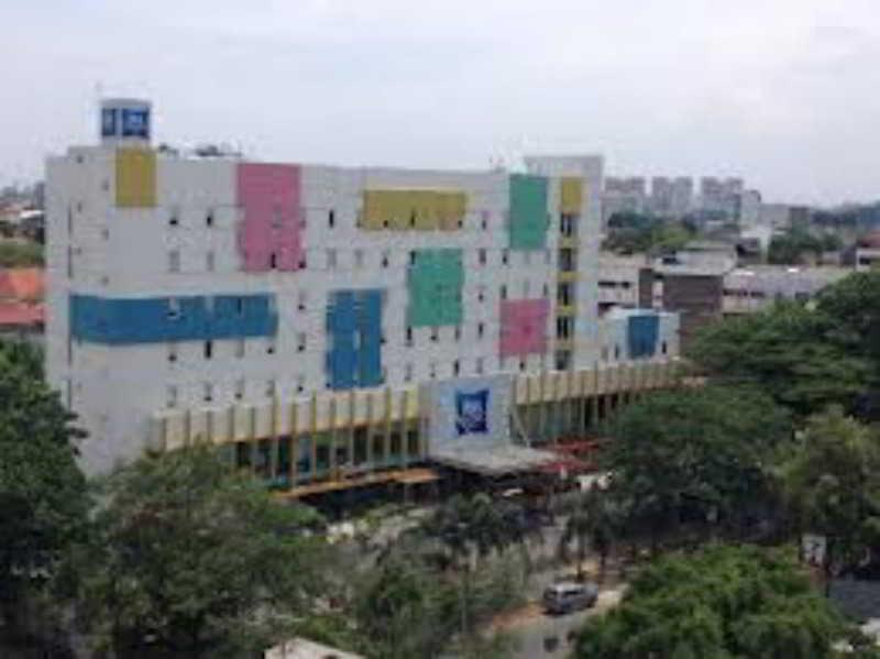 Ibis Budget Jakarta Cikini Esterno foto
